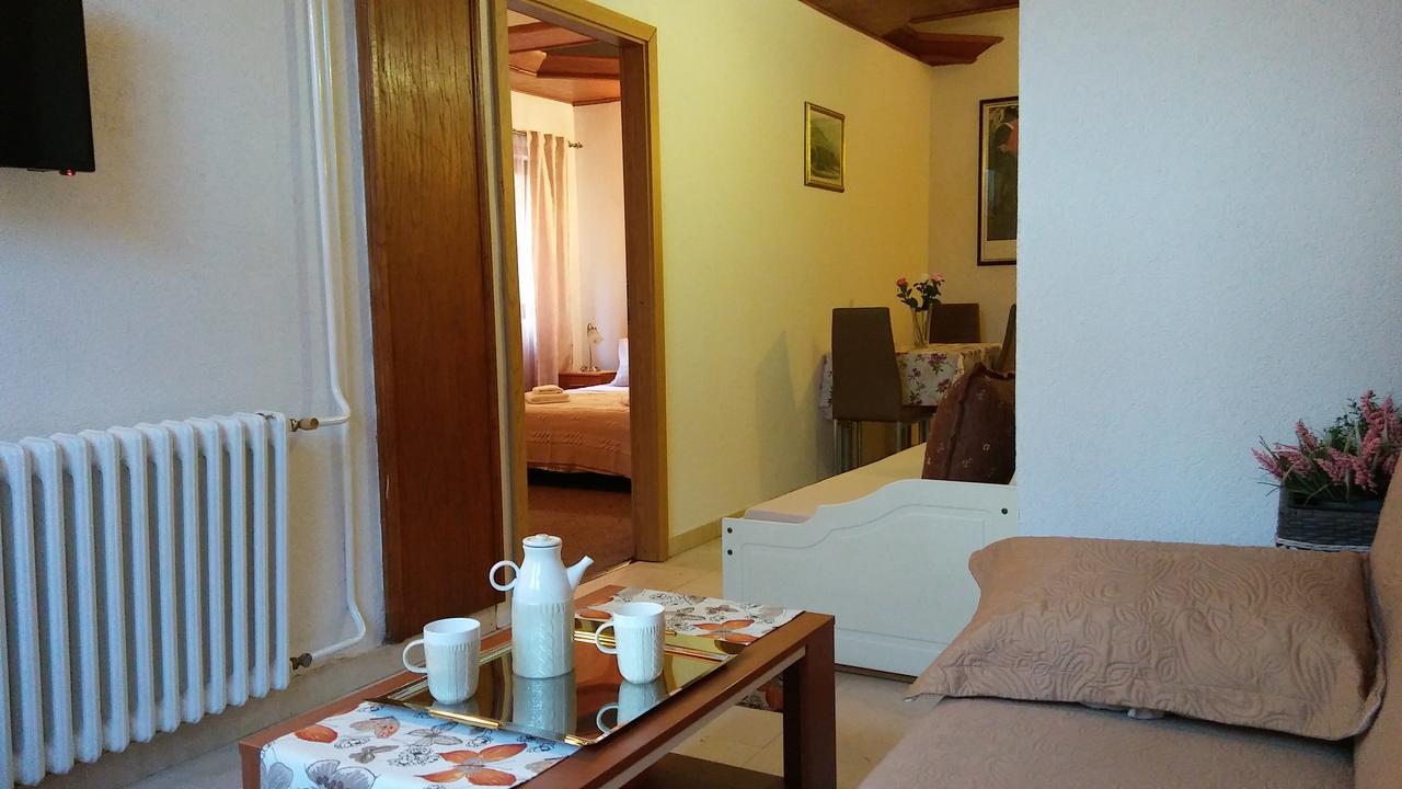Guest House Villa Castio Petrovac na moru Exterior foto