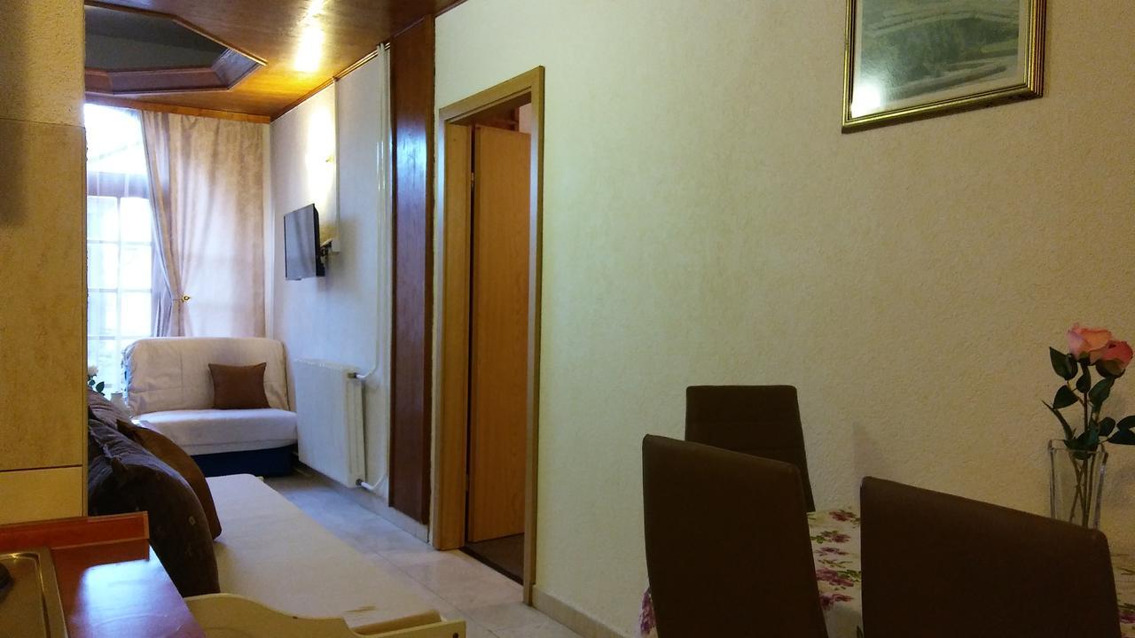 Guest House Villa Castio Petrovac na moru Exterior foto