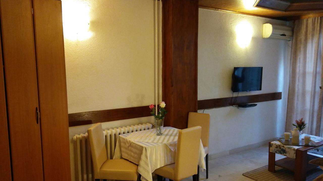 Guest House Villa Castio Petrovac na moru Exterior foto