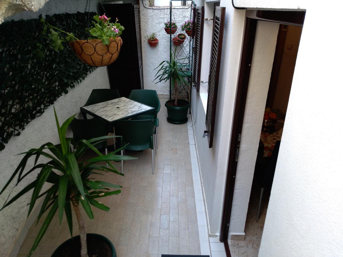Guest House Villa Castio Petrovac na moru Exterior foto
