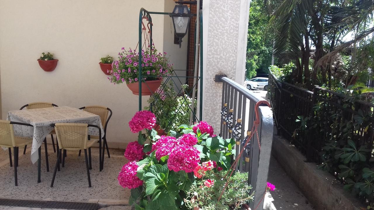 Guest House Villa Castio Petrovac na moru Exterior foto