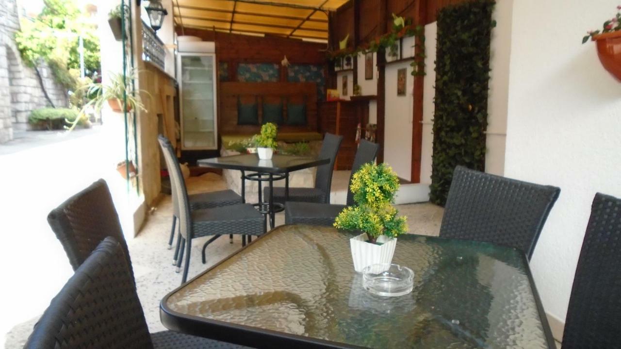 Guest House Villa Castio Petrovac na moru Exterior foto