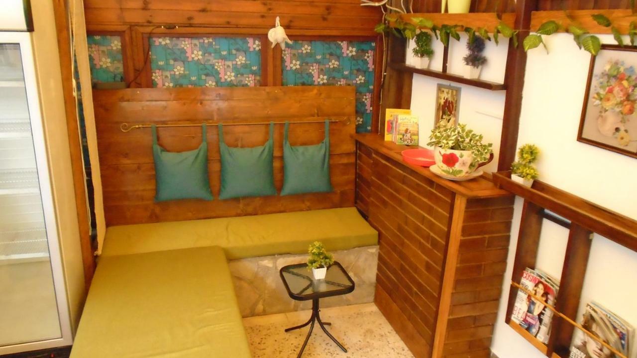 Guest House Villa Castio Petrovac na moru Exterior foto